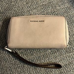 Michael Kors wristlet